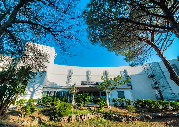 Comfort Aparthotel Frejus La Tour De Mare photo