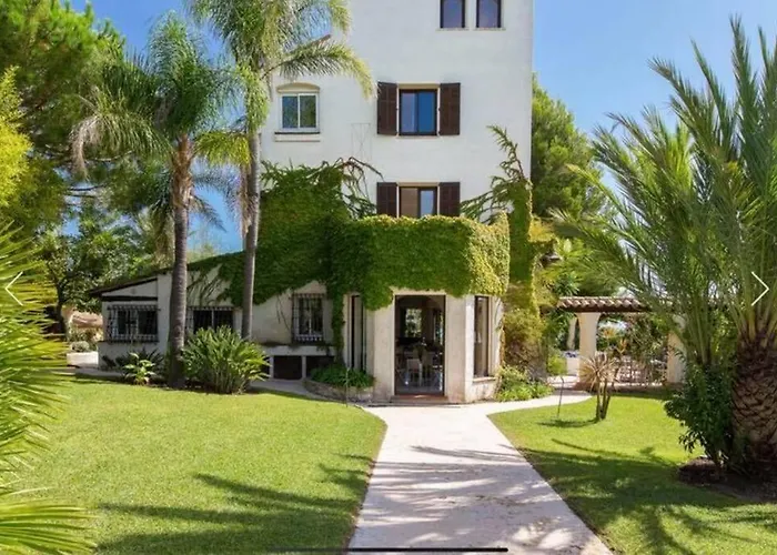 Le Castel Rose Super Cannes, Face Aux Iles De Lerins Vallauris photo