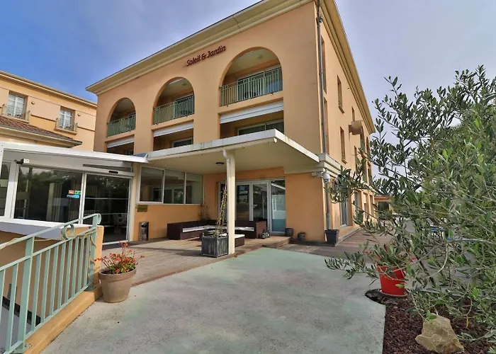 Hotel Sanary, Soleil Et Jardin - Renovation Hiver 2024-25 photo
