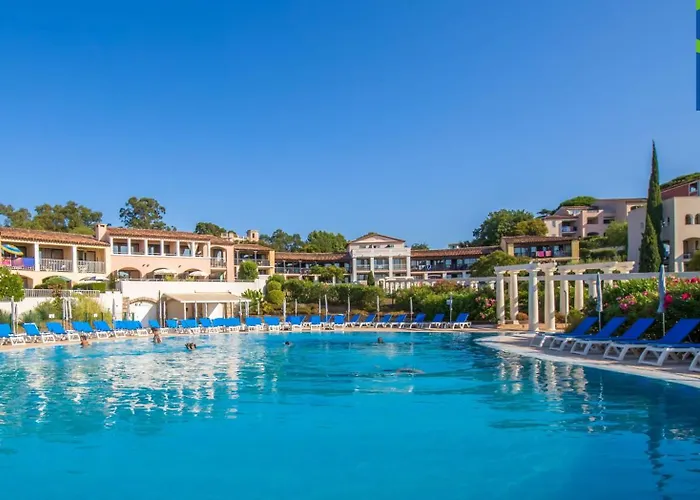 Residence Pierre & Vacances Les Parcs De Grimaud photo