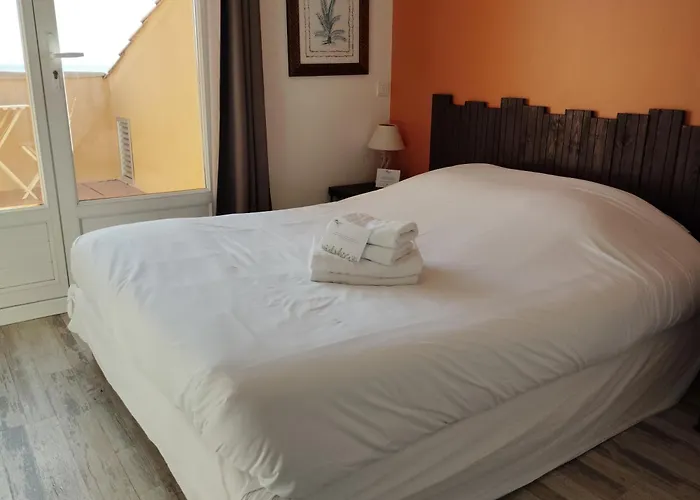 Hotel Les Calanques Les Issambres photo