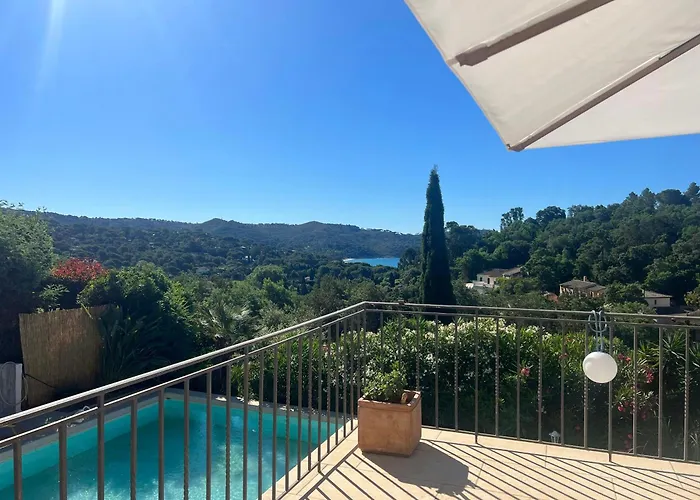 Villa On The Seaside With Pool In La Croix Valmer foto