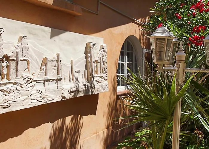 Hotel Le Derby カーニュ・シュル・メールの写真