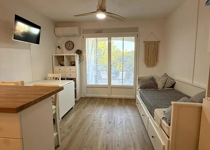 Studio 4pers rénové avec jardin et place privée Les Lecques foto