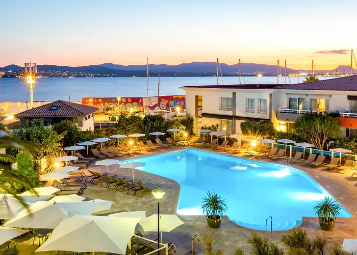 Best Western Plus La Marina Saint-Raphaël Foto